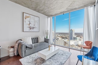 210 N Church St Unit 2411, Charlotte, NC 28202