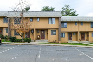 7 Willow Ct Unit 7, Cromwell, CT 06416
