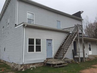 201 Clark St, Hatley, WI 54440