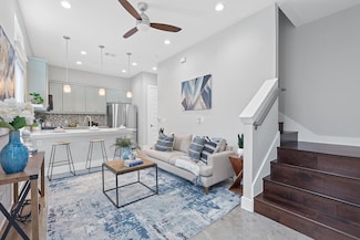 1609 Walnut Ave Unit B, Austin, TX 78702