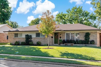 633 Parkview Ln, Richardson, TX 75080
