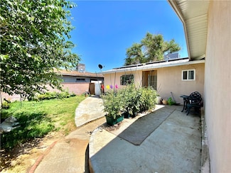 526 W Avenue j5, Lancaster, CA 93534