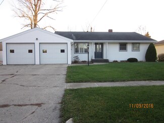 213 E Oak St, Tyler, MN 56178
