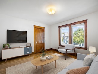233 Lowell St Unit 4, Waltham, MA 02453