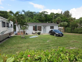 773 Arlington Dr, West Palm Beach, FL 33415
