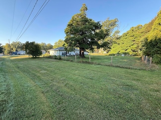 340 Douglas St, Fruitport, MI 49415