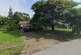 1435 NE 182nd St, North Miami Beach, FL 33162