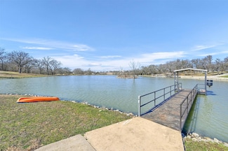930 Craft Rd, Bells, TX 75414