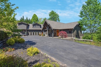 2837 Cedar Falls Way, Sevierville, TN 37862