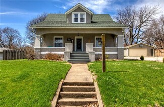 310 N 1st St, Carlisle, IA 50047