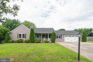 102 Franklin Dr, Mullica Hill, NJ 08062