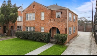 1629 Castle Ct, Houston, TX 77006