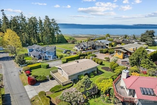 731 Melody Ln, Edmonds, WA 98020