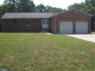 412 4th Ave, Chesilhurst, NJ 08089