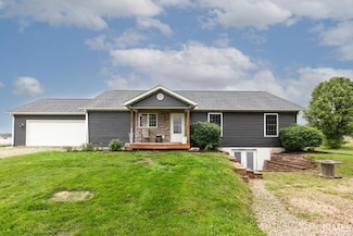 8638 W Flatwoods Rd, Gosport, IN 47433