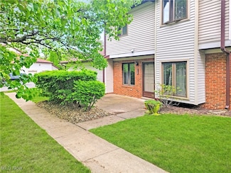 7152 Village Dr Unit 7152, Mentor, OH 44060