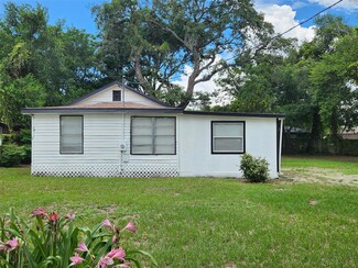 3708 N 55th St, Tampa, FL 33619
