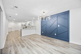 23 River Creek Way, Sugar Land, TX 77478