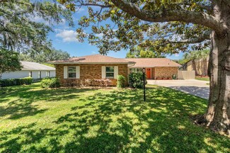 1228 Palmetto Rd, Eustis, FL 32726
