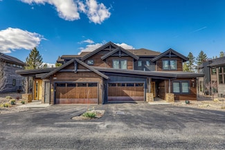10113 Corrie Ct, Truckee, CA 96161
