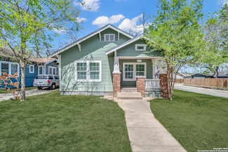 1349 N Center, San Antonio, TX 78202