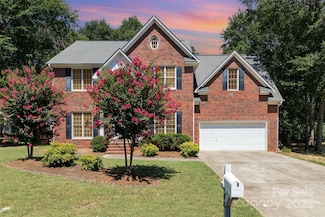1908 Old Greylyn Ct NW, Concord, NC 28027