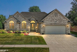 17104 Kristen Dr, Macomb, MI 48042