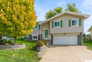 6131 N 79th St, Omaha, NE 68134