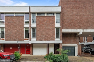 32 University Mews, Philadelphia, PA 19104