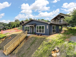 177 Carsen Loop, Waynesville, NC 28785