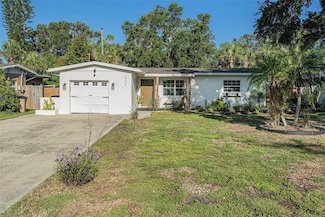 4210 Huntington St NE, Saint Petersburg, FL 33703