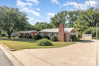 706 Sipes St, Kings Mountain, NC 28086