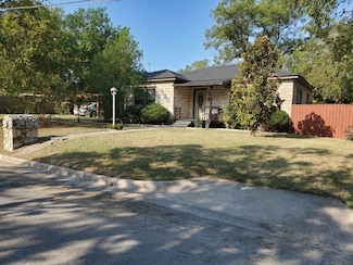 509 Bryan St, Weatherford, TX 76086