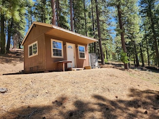 69433 Porcupine Rd, Blrsdn-Greagl, CA 96103