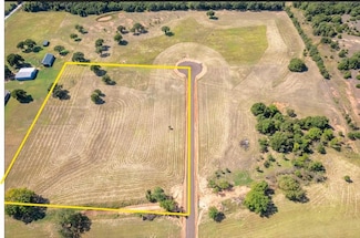2185 Hilltop Ln, Cole, OK 73010
