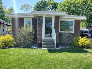 1969 Hudson St, Muskegon, MI 49441