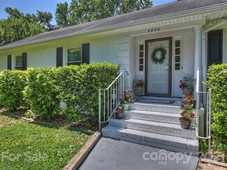 2800 Archdale Dr, Charlotte, NC 28210