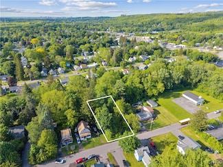 144 W Roswell Ave, Nedrow, NY 13120