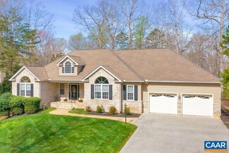 14 Out of Bounds Rd, Palmyra, VA 22963