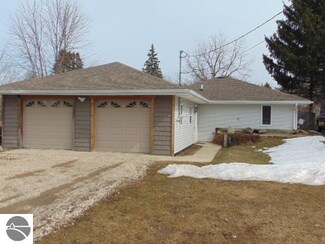520 N Main St, Ithaca, MI 48847