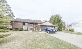 2918 Trudy Ln, Lansing, MI 48910