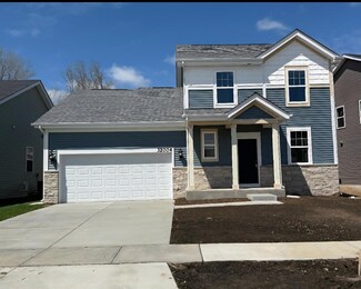 32004 Savannah Dr, Lakemoor, IL 60051