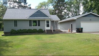 6973 Sunrise Dr, Circle Pines, MN 55014