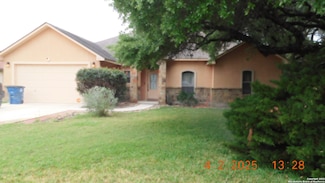 213 Yorktown, Pleasanton, TX 78064