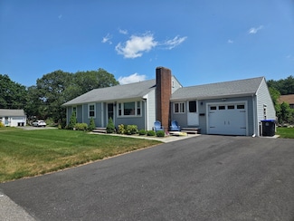 5 Mareldor St, Hudson, MA 01749
