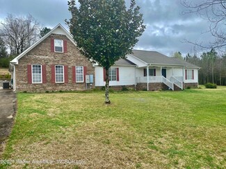 1902 Springdale Ln, Jasper, AL 35503