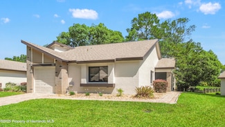 7481 Heather Walk Dr, Weeki Wachee, FL 34613