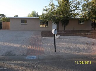 6382 E Calle Bellatrix, Tucson, AZ 85710