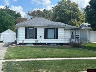 806 2nd St NW Unit 806 2nd St. NW, Waseca, MN 56093