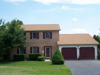 5615 Heather Ln, Laurys Station, PA 18059